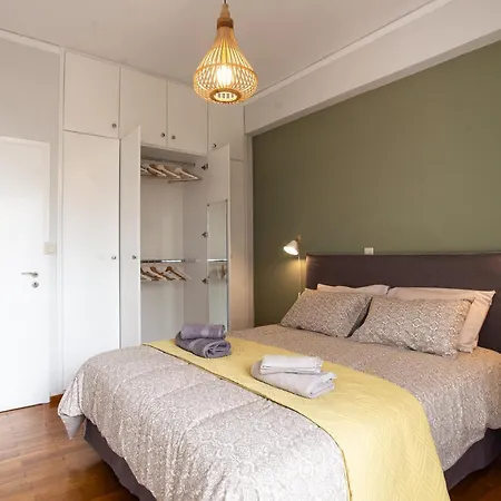 Apartment Modern In Cholargos